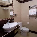 Aiges Melathron فندق فيريا