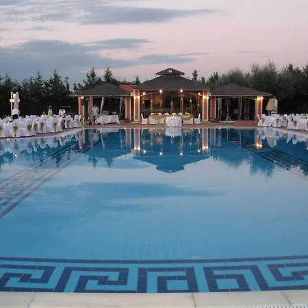 αιγές μέλαθρον 4*