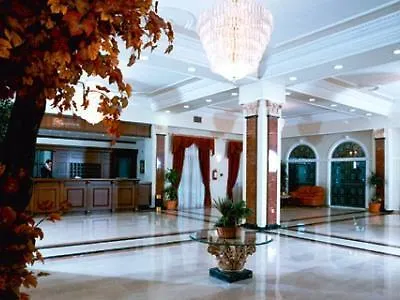 Ξενοδοχείο αιγές μέλαθρον 4*